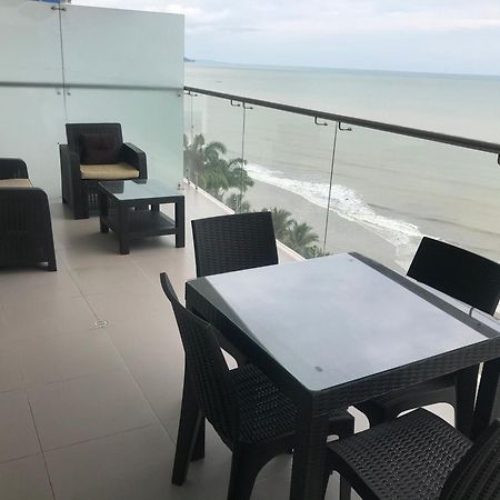 Resort Playa Azul Departamentos Frente Al Mar Tonsupa Phòng bức ảnh