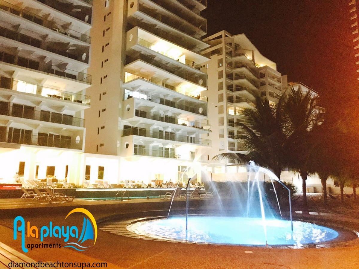 Resort Playa Azul Departamentos Frente Al Mar Tonsupa Ngoại thất bức ảnh