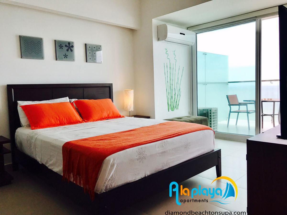 Resort Playa Azul Departamentos Frente Al Mar Tonsupa Ngoại thất bức ảnh