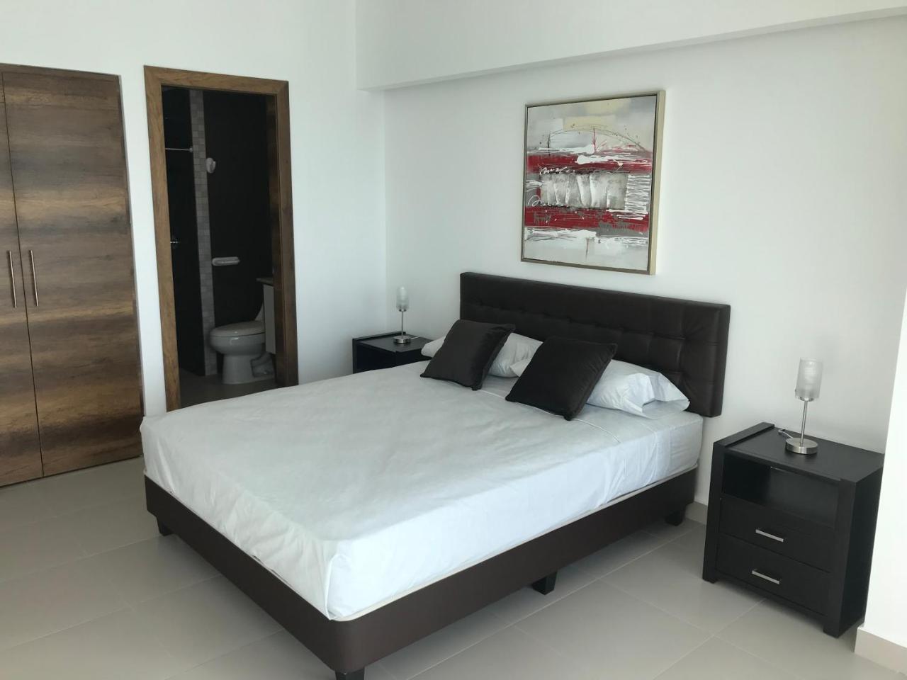 Resort Playa Azul Departamentos Frente Al Mar Tonsupa Ngoại thất bức ảnh